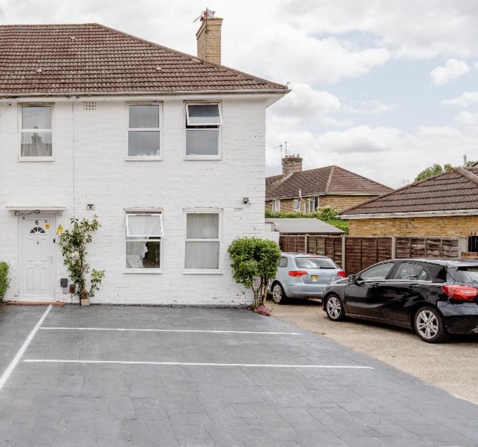 North Avenue Guest House Ltd, Heathrow Airport-Free Parking Hayes  Exterior foto